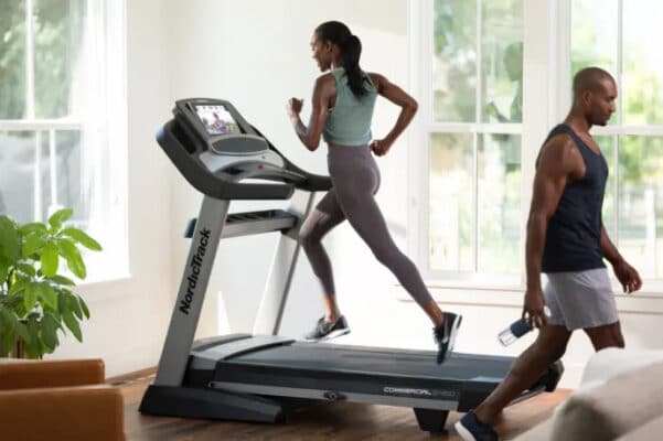 Nordictrack Commercial 2450 Treadmill woman running