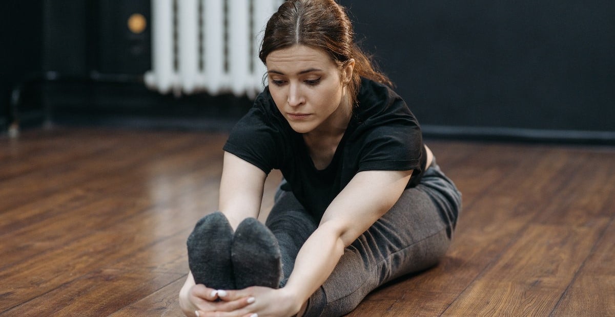 How to loosen a tight hamstring - main image